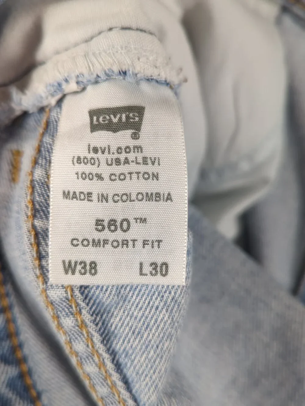 Levi's 560 Jeans Men's 38x30 Blue Comfort Fit Tapered Leg Baggy Faded Light Wash